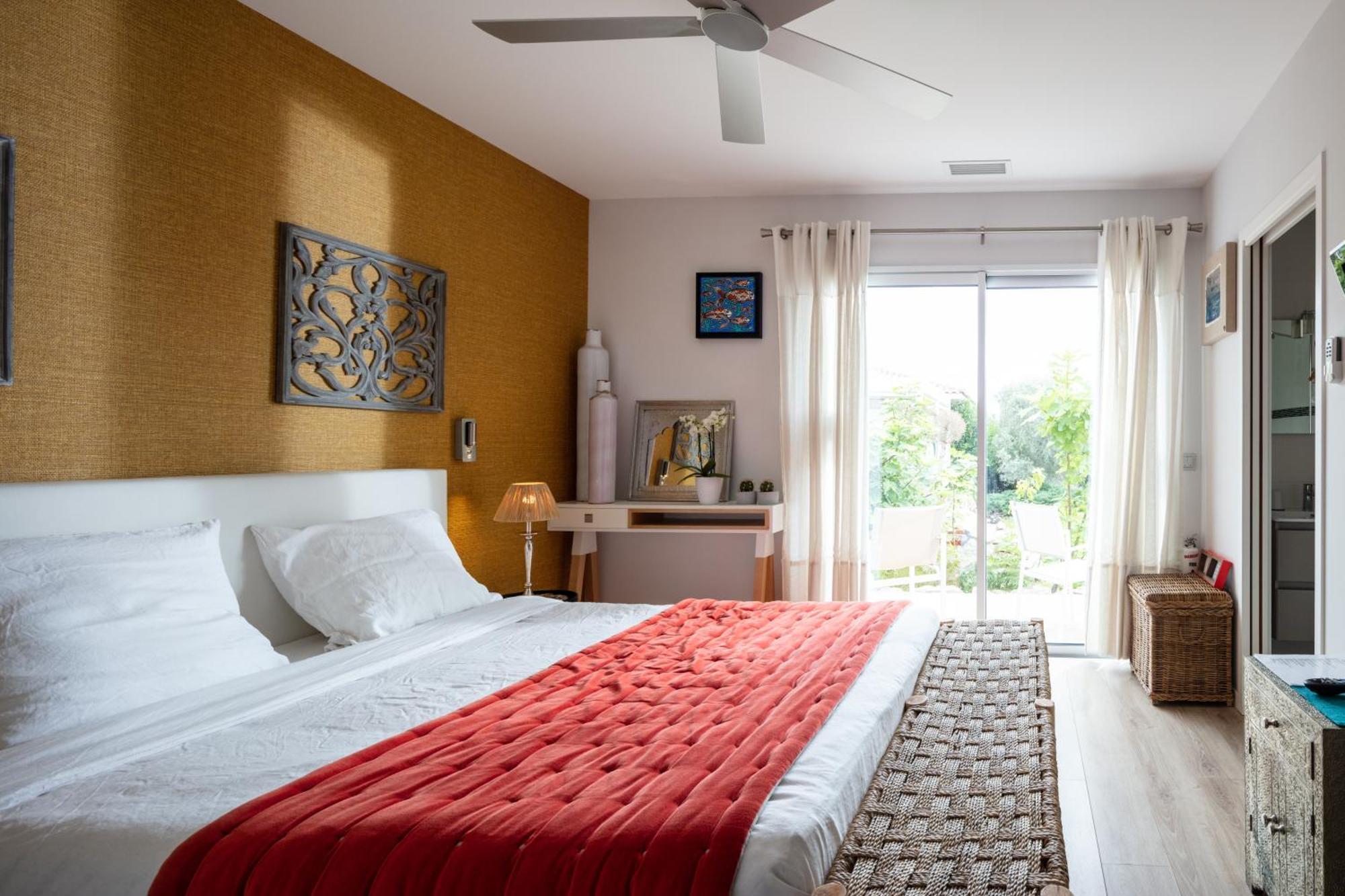Escapades Lointaines Bed & Breakfast Perpignan Exterior foto